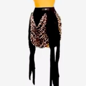 Latin practice skirt. Leopard print with fringe. Medium.